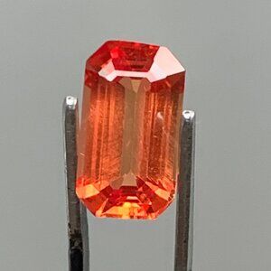 Certified Orange Sapphire Gem